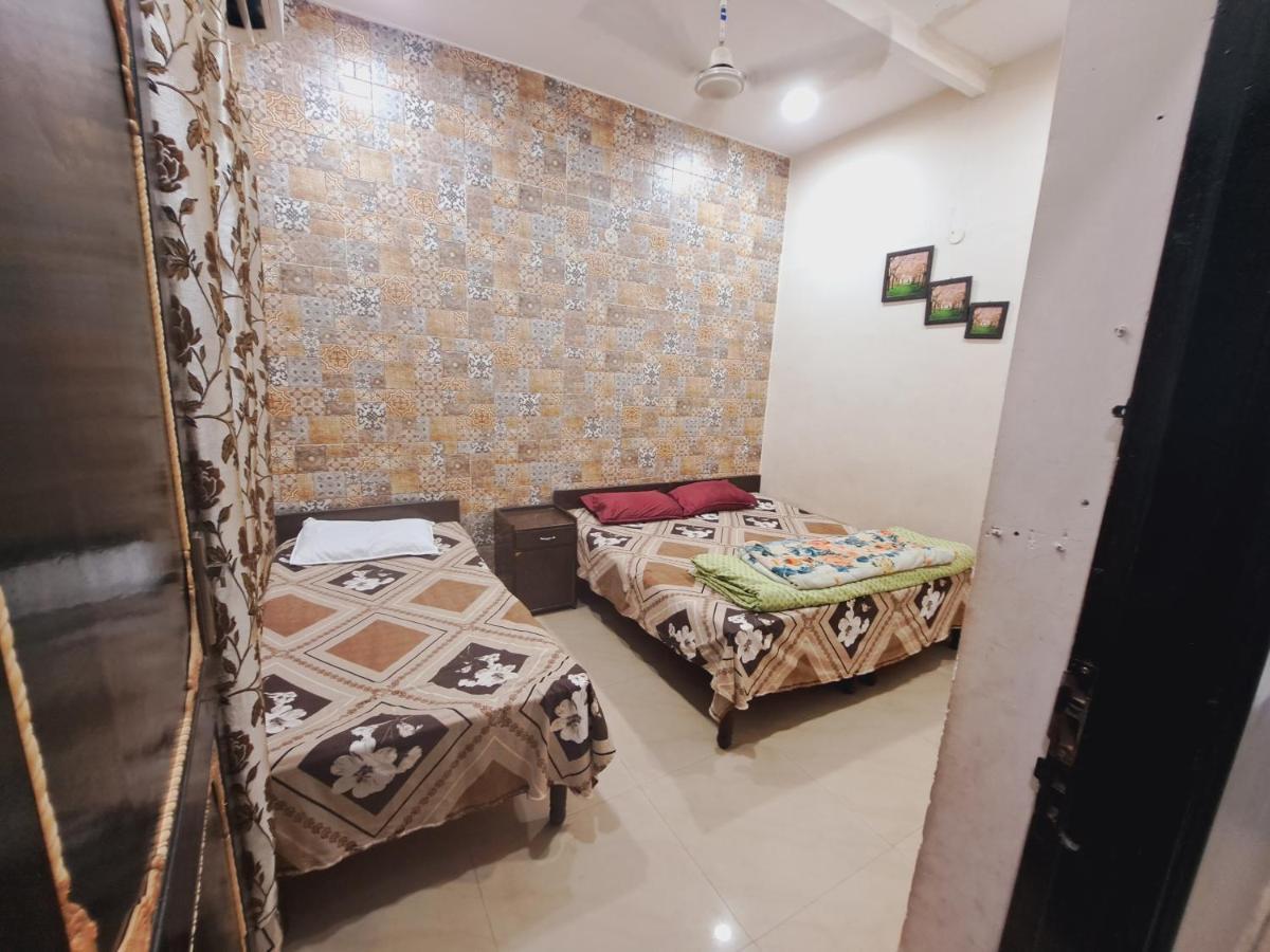 Sufi Khandar Home Stay New Delhi Exterior foto