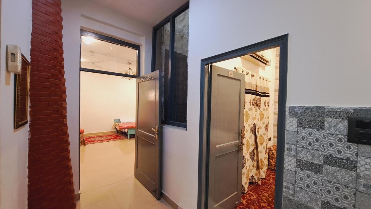 Sufi Khandar Home Stay New Delhi Exterior foto