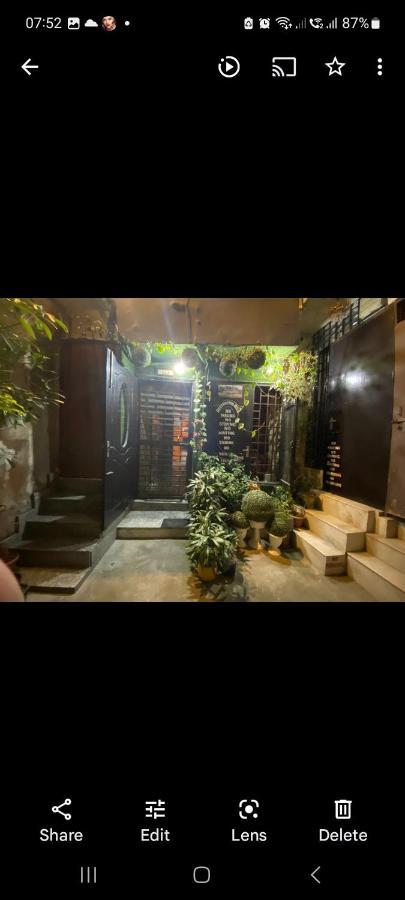 Sufi Khandar Home Stay New Delhi Exterior foto