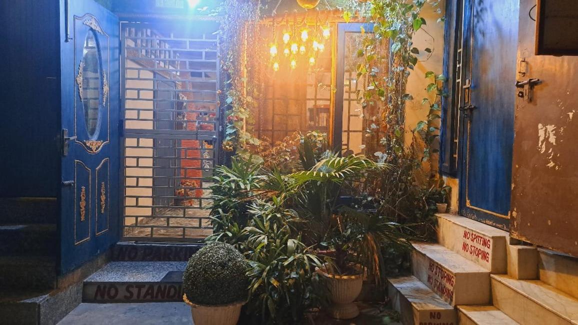 Sufi Khandar Home Stay New Delhi Exterior foto